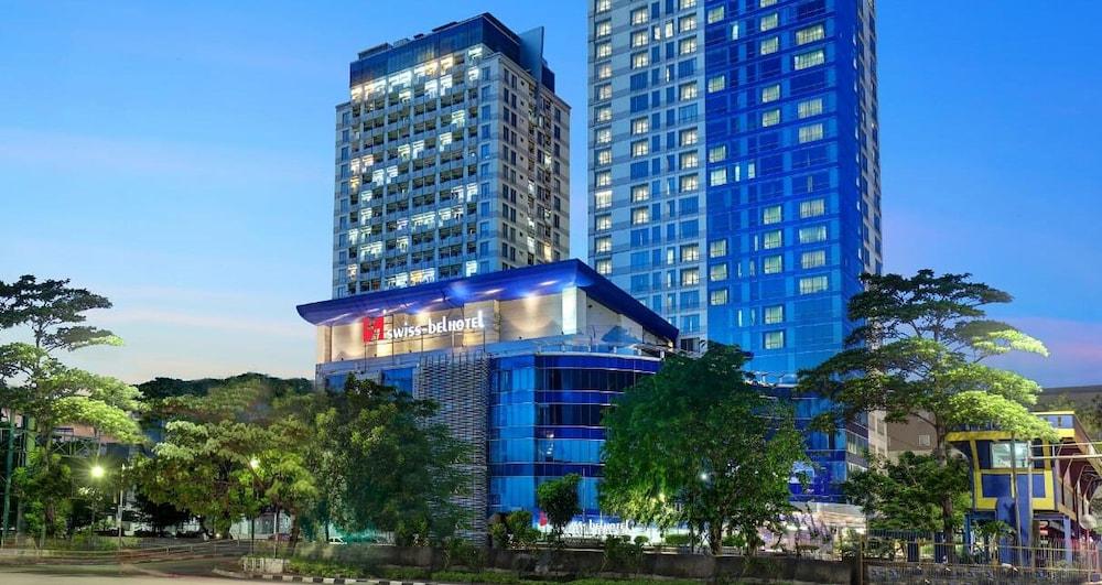 Swiss-Belhotel Mangga Besar Jakarta Exterior photo